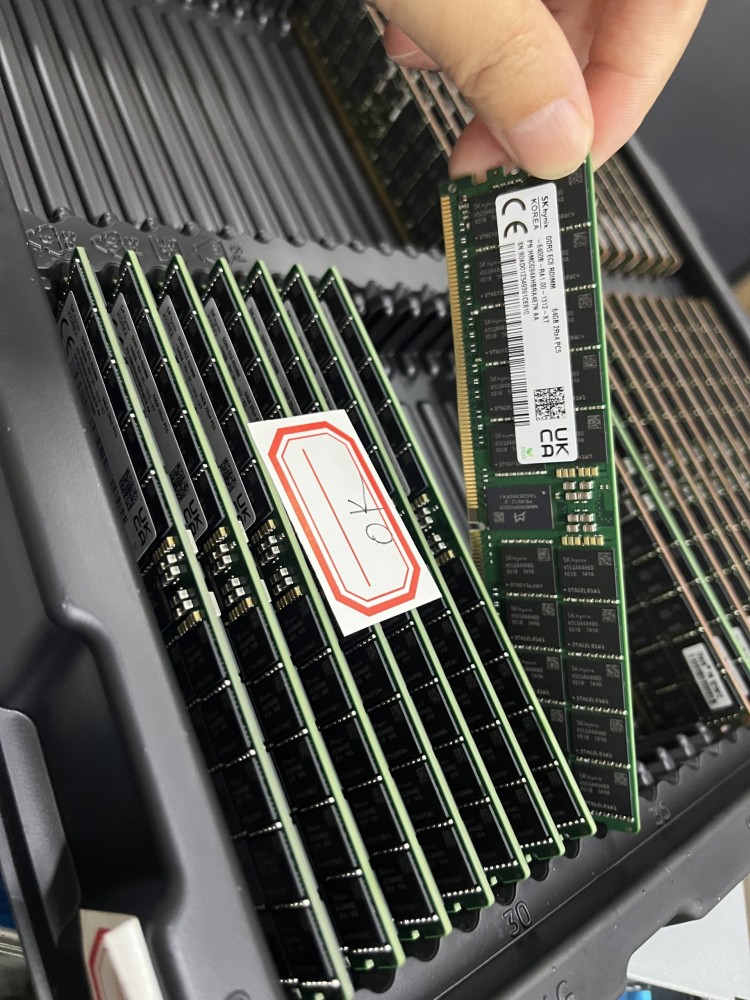 Server Memory 64GB DDR5 ECC RDIMM